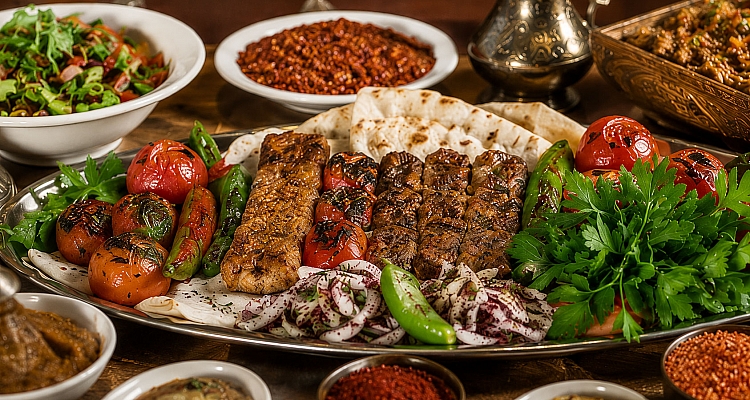Zengin Ocakbaşı, Kebap ve Döner Çeşitleri Şanlıurfada Yenir